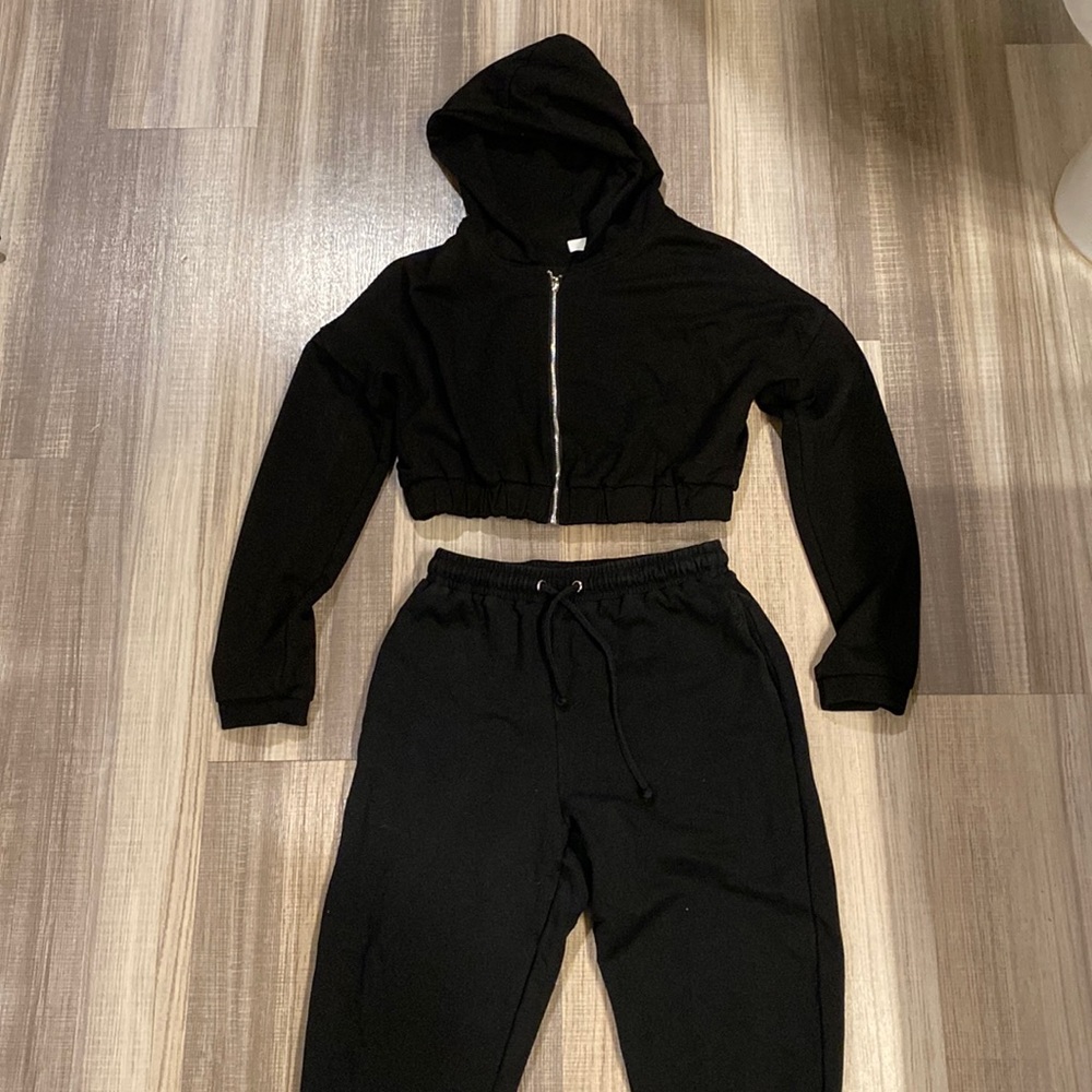 Meshki Jogger Set